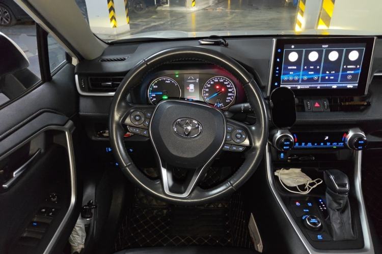 Used Toyota Wildlander 2020 Dual-Motor 2.5L E-CVT Four-Wheel Drive Luxury Edition Steering Wheel