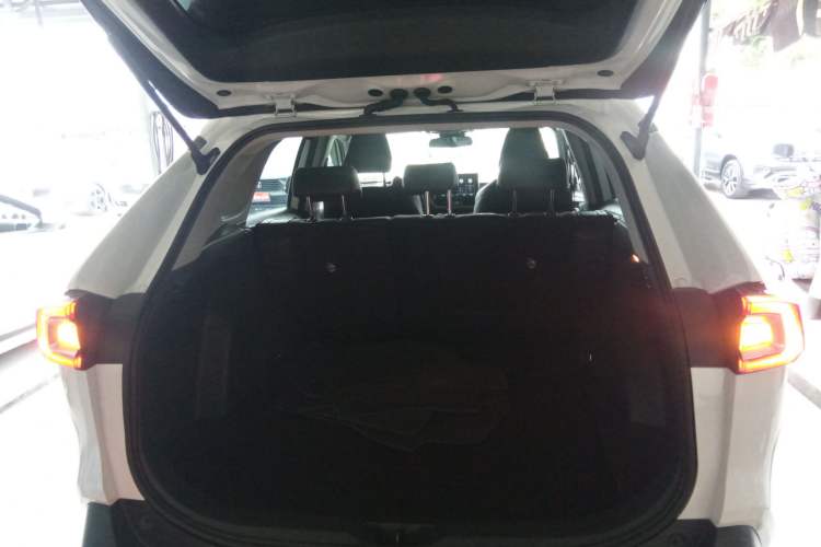 Used Toyota Wildlander 2020 2.0L CVT Two-Wheel Drive Luxury Edition Trunk
