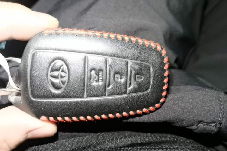 Used Toyota Wildlander 2020 2.0L CVT Four-Wheel Drive Premium Edition Vehicle Key