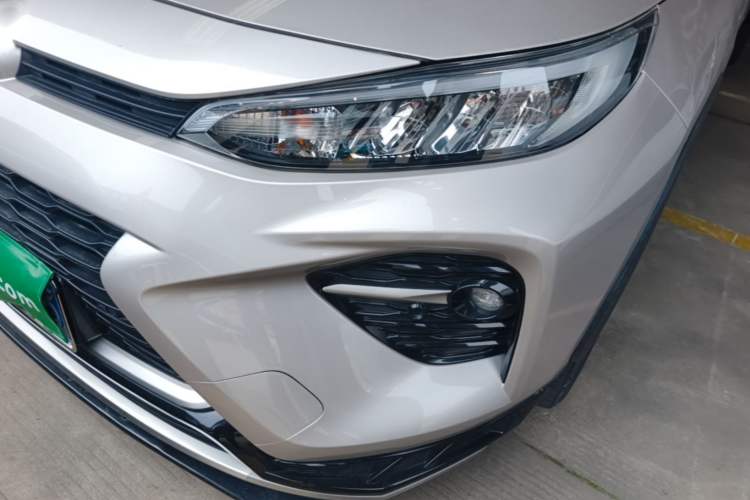 Used Toyota Wildlander 2020 2.0L CVT 4x4 Tech Edition Left Front Headlight