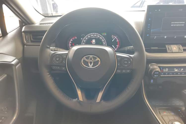Used Toyota Wildlander 2020 2.0L CVT 4x4 Tech Edition Steering Wheel
