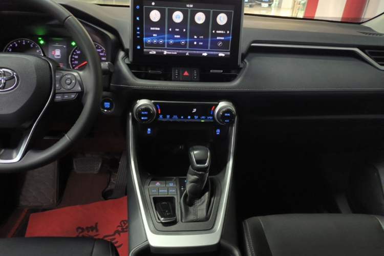 Used Toyota Wildlander 2021 2.0L CVT Two-Wheel Drive Luxury Edition Audio And AC Panel