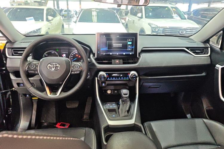 Used Toyota Wildlander 2021 Dual-Engine 2.5L E-CVT Two-Wheel Drive Luxury Edition Center Console