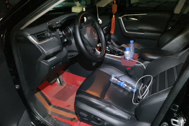 Used Toyota Wildlander 2021 2.0L CVT Two-Wheel Drive Luxury Edition Driver Seat