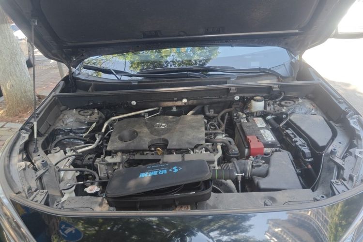 Used Toyota Wildlander 2021 2.0L CVT Two-Wheel Drive Luxury Edition Engine Bay