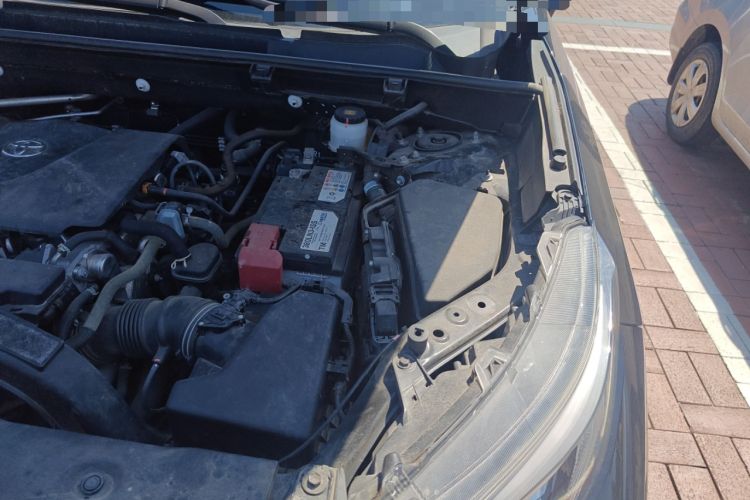Used Toyota Wildlander 2021 2.0L CVT 4x4 Luxury Edition Engine Bay Left