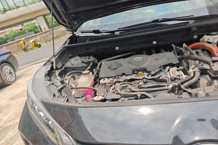Used Toyota Wildlander 2021 Dual-Motor 2.5L E-CVT Four-Wheel Drive Luxury Edition Engine Bay Right
