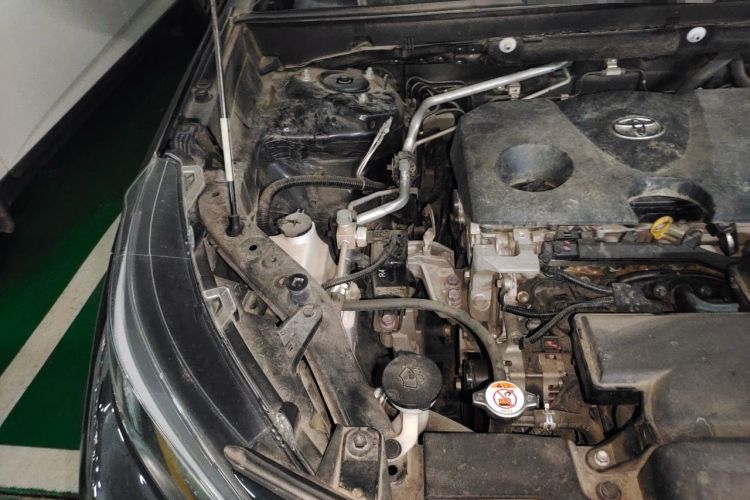 Used Toyota Wildlander 2021 2.0L CVT Two-Wheel Drive Luxury Edition Engine Bay Right