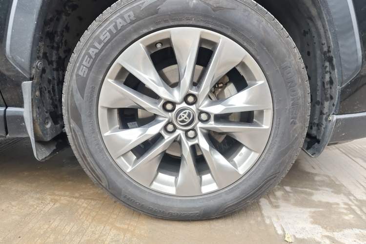 Used Toyota Wildlander 2021 2.0L CVT Two-Wheel Drive Luxury Edition Exterior 2