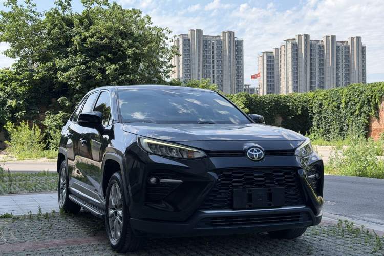 Used Toyota Wildlander 2021 2.0L CVT Two-Wheel Drive Luxury Edition Exterior 3