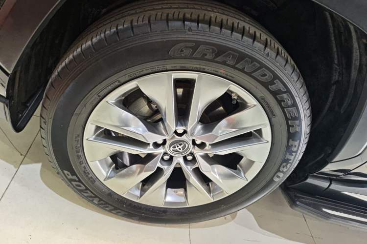 Used Toyota Wildlander 2021 Dual-Engine 2.5L E-CVT Two-Wheel Drive Luxury Edition Exterior 3