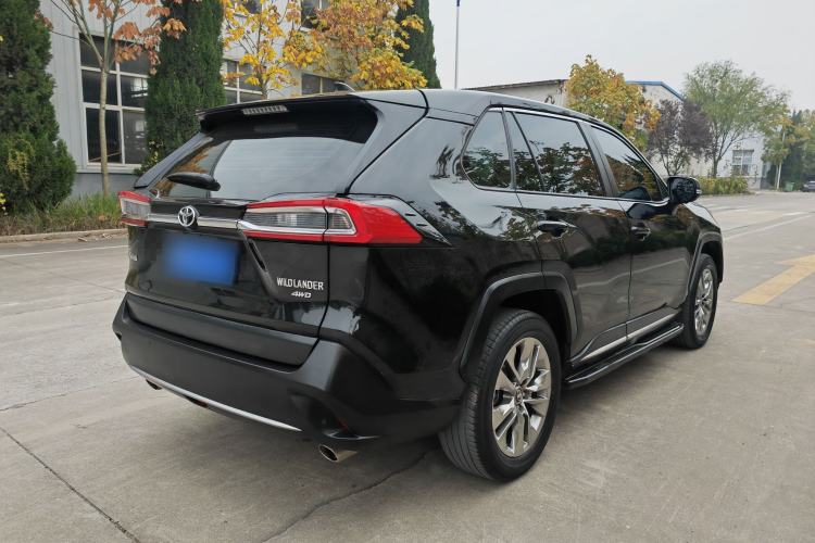 Used Toyota Wildlander 2021 2.0L CVT 4x4 Luxury Edition Exterior 5
