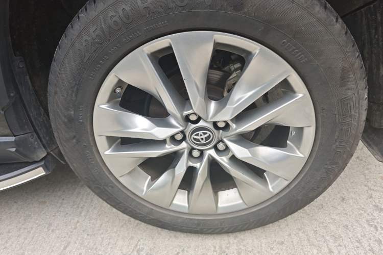 Used Toyota Wildlander 2021 2.0L CVT Two-Wheel Drive Luxury Edition Exterior 5