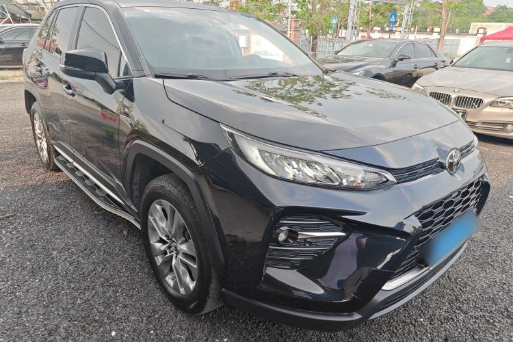 Used Toyota Wildlander 2021 2.0L CVT 4x4 Luxury Edition Front Right 45 Deg