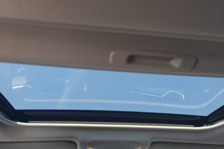 Used Toyota Wildlander 2021 2.0L CVT 4x4 Luxury Edition Headliner