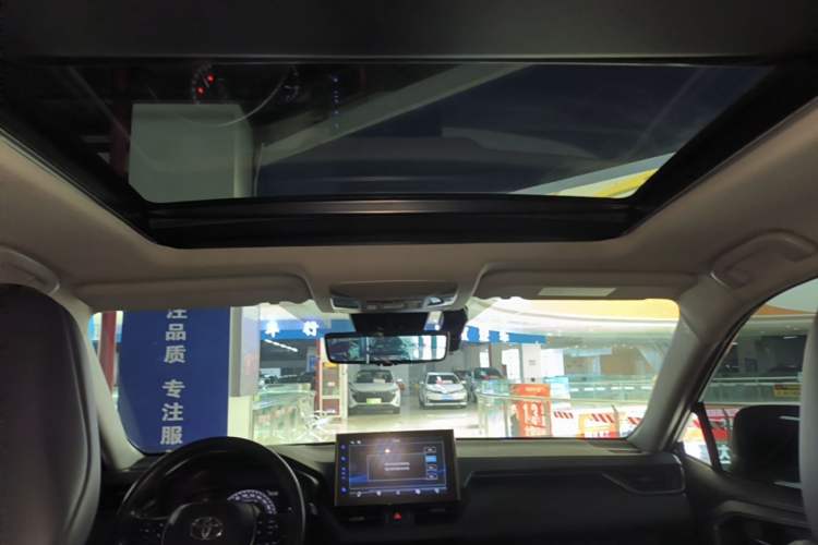 Used Toyota Wildlander 2021 2.0L CVT 4x4 Luxury Edition Headliner