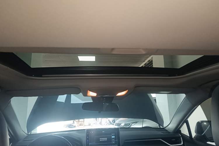 Used Toyota Wildlander 2021 2.0L CVT Two-Wheel Drive Luxury Edition Headliner