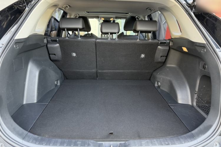 Used Toyota Wildlander 2021 2.0L CVT Two-Wheel Drive Luxury Edition Interior 2