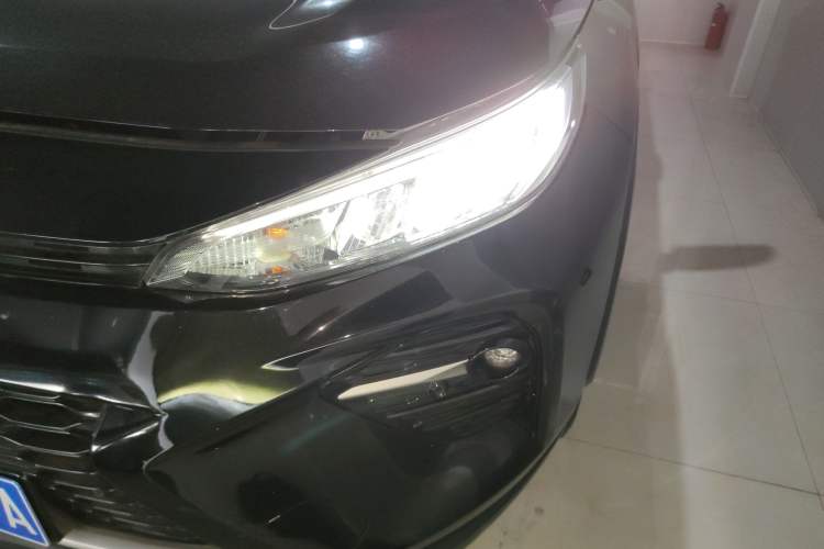 Used Toyota Wildlander 2021 2.0L CVT Two-Wheel Drive Luxury Edition Left Front Headlight
