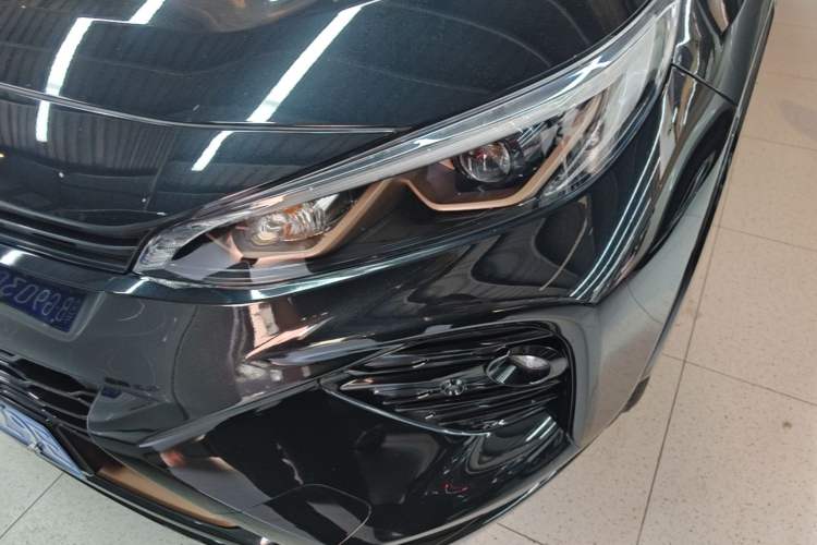 Used Toyota Wildlander 2021 2.0L CVT Two-Wheel Drive Luxury Edition Left Front Headlight