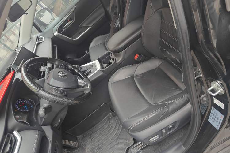 Used Toyota Wildlander 2021 Dual-Engine 2.5L E-CVT Two-Wheel Drive Luxury Edition Left Front Seat