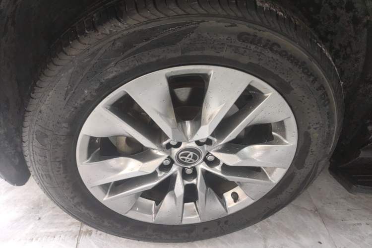 Used Toyota Wildlander 2021 2.0L CVT Two-Wheel Drive Luxury Edition Left Front Wheel Hub