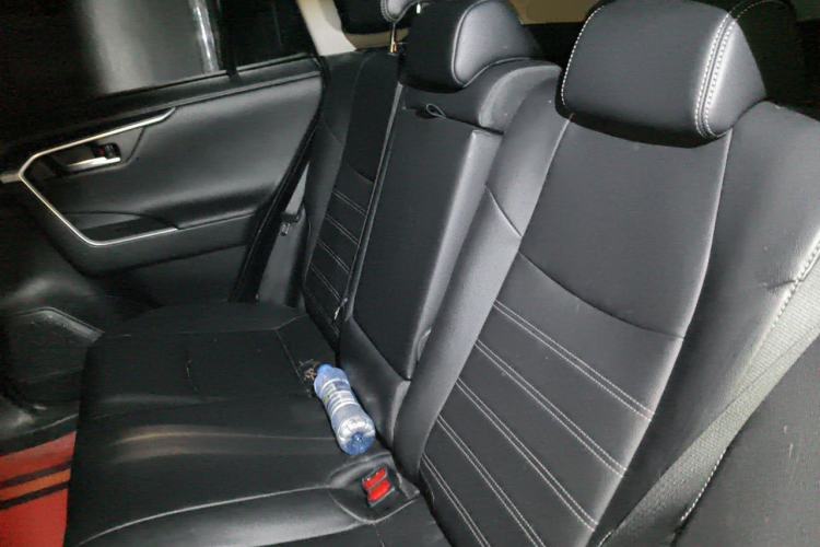 Used Toyota Wildlander 2021 2.0L CVT Two-Wheel Drive Luxury Edition Left Rear Seat