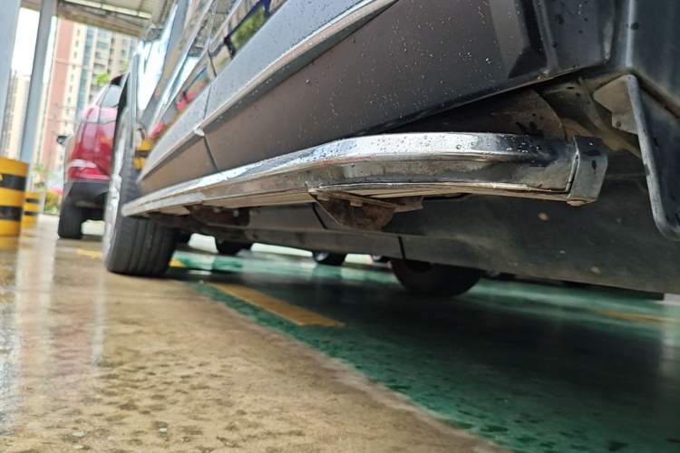 Used Toyota Wildlander 2021 2.0L CVT Two-Wheel Drive Luxury Edition Left Side Sill