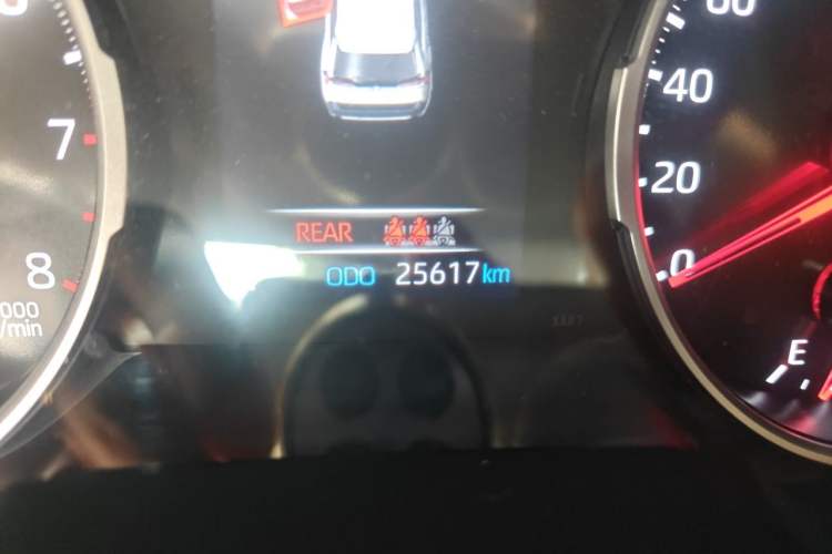 Used Toyota Wildlander 2021 2.0L CVT Two-Wheel Drive Luxury Edition Odometer Close Up