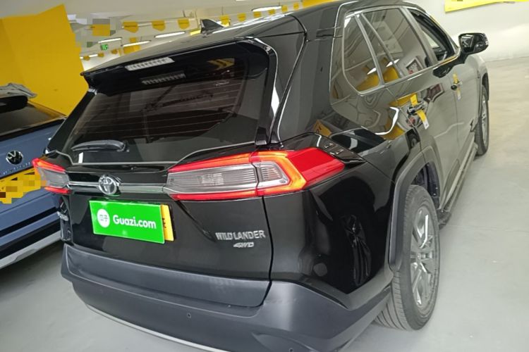 Used Toyota Wildlander 2021 2.0L CVT 4x4 Luxury Edition Rear
