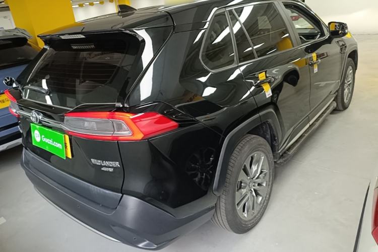 Used Toyota Wildlander 2021 2.0L CVT 4x4 Luxury Edition Rear Right 45 Deg