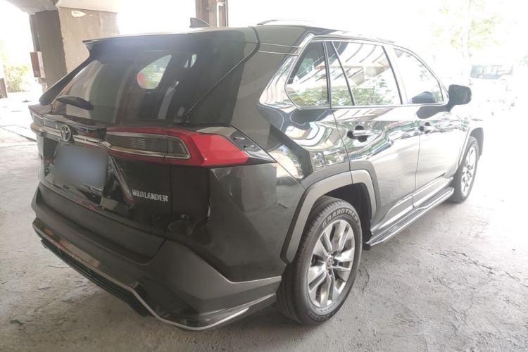 Used Toyota Wildlander 2021 2.0L CVT Two-Wheel Drive Luxury Edition Rear Right 45 Deg