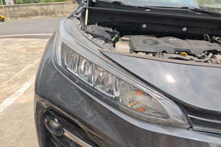 Used Toyota Wildlander 2021 Dual-Motor 2.5L E-CVT Four-Wheel Drive Luxury Edition Right Front Headlight