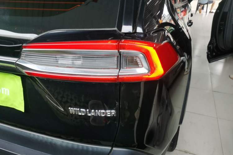 Used Toyota Wildlander 2021 2.0L CVT Two-Wheel Drive Luxury Edition Right Rear Taillight