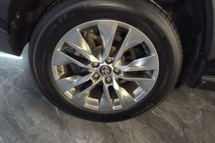 Used Toyota Wildlander 2021 2.0L CVT Two-Wheel Drive Luxury Edition Right Rear Wheel Hub