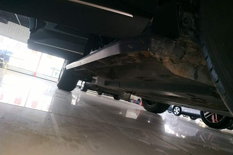 Used Toyota Wildlander 2021 2.0L CVT 4x4 Luxury Edition Right Side Sill