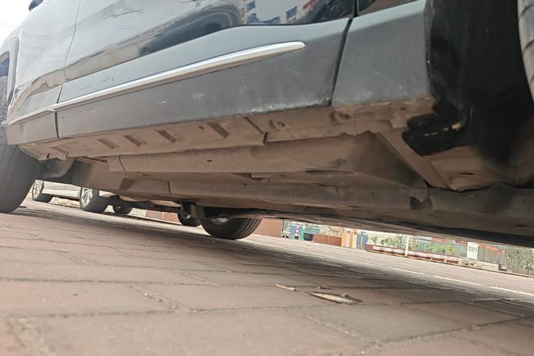 Used Toyota Wildlander 2021 2.0L CVT 4x4 Luxury Edition Right Side Sill