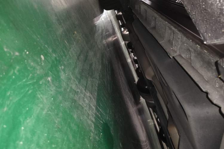 Used Toyota Wildlander 2021 Dual-Engine 2.5L E-CVT Two-Wheel Drive Luxury Edition Right Side Sill