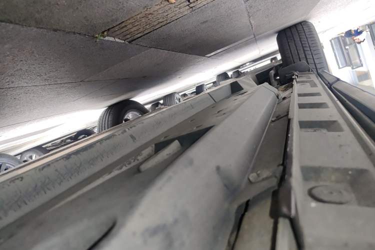 Used Toyota Wildlander 2021 2.0L CVT 4x4 Luxury Edition Right Side Sill