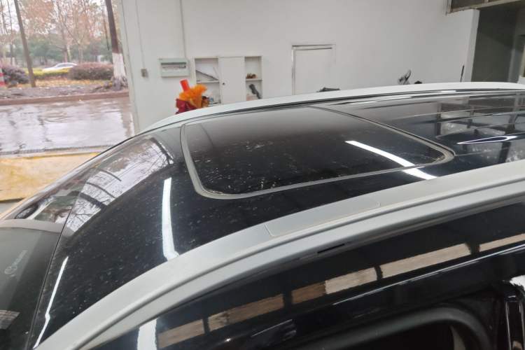 Used Toyota Wildlander 2021 Dual-Engine 2.5L E-CVT Two-Wheel Drive Luxury Edition Roof