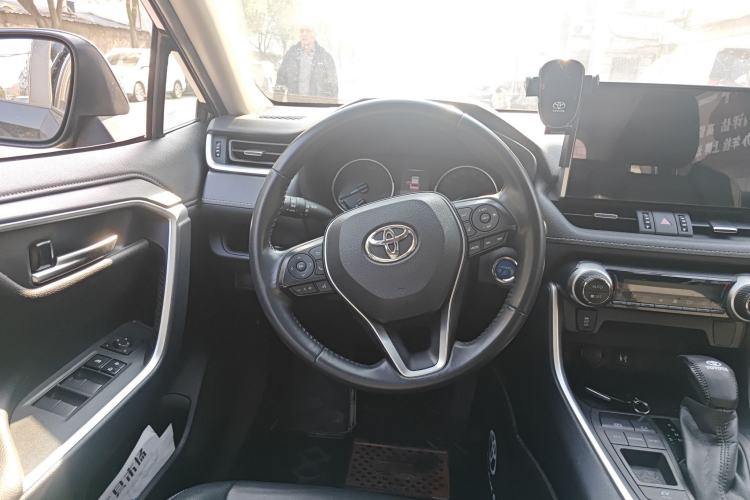 Used Toyota Wildlander 2021 Dual-Engine 2.5L E-CVT Two-Wheel Drive Luxury Edition Steering Wheel