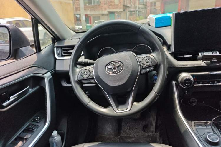 Used Toyota Wildlander 2021 Dual-Motor 2.5L E-CVT Four-Wheel Drive Luxury Edition Steering Wheel