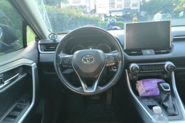 Used Toyota Wildlander 2021 2.0L CVT Two-Wheel Drive Luxury Edition Steering Wheel