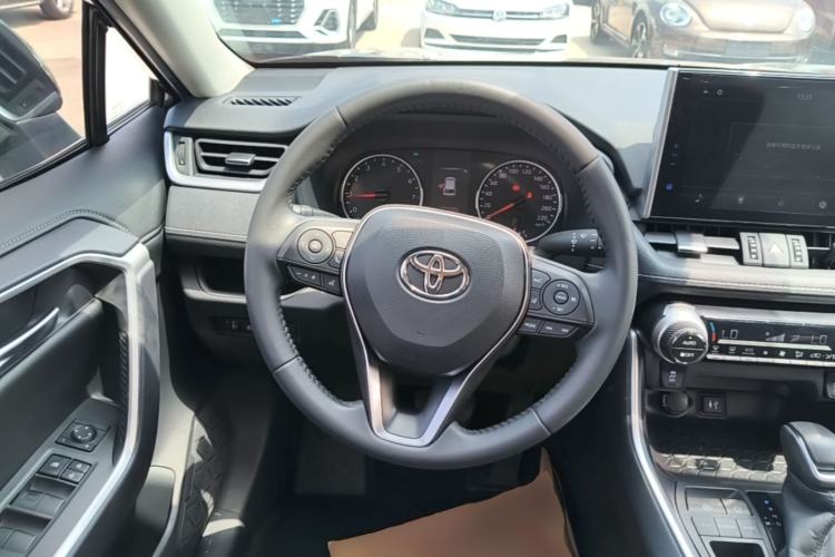 Used Toyota Wildlander 2021 2.0L CVT Two-Wheel Drive Luxury Edition Steering Wheel