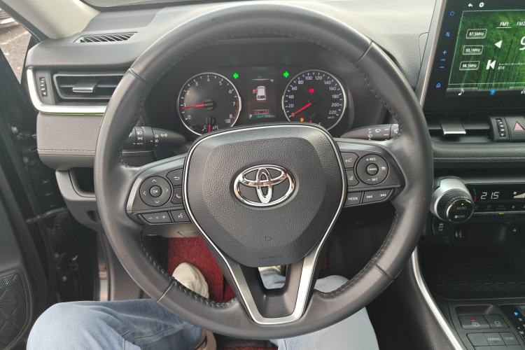 Used Toyota Wildlander 2021 2.0L CVT 4x4 Luxury Edition Steering Wheel
