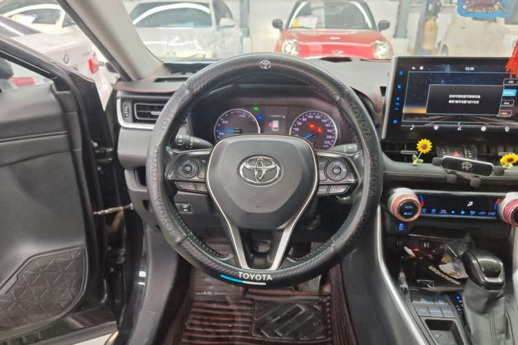 Used Toyota Wildlander 2021 Dual-Engine 2.5L E-CVT Two-Wheel Drive Luxury Edition Steering Wheel