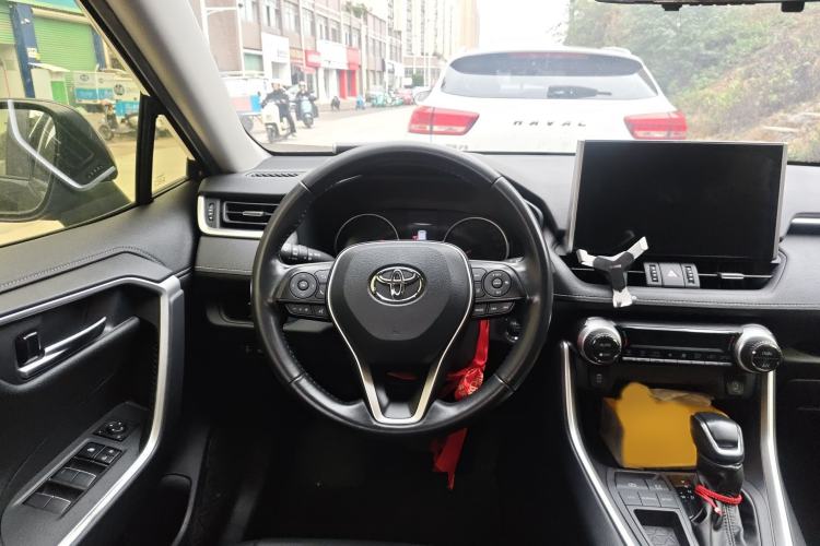 Used Toyota Wildlander 2021 2.0L CVT Two-Wheel Drive Luxury Edition Steering Wheel