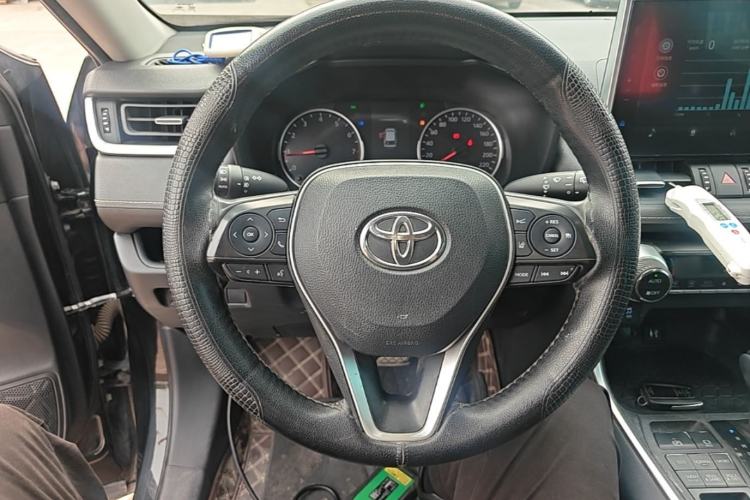 Used Toyota Wildlander 2021 2.0L CVT 4x4 Luxury Edition Steering Wheel