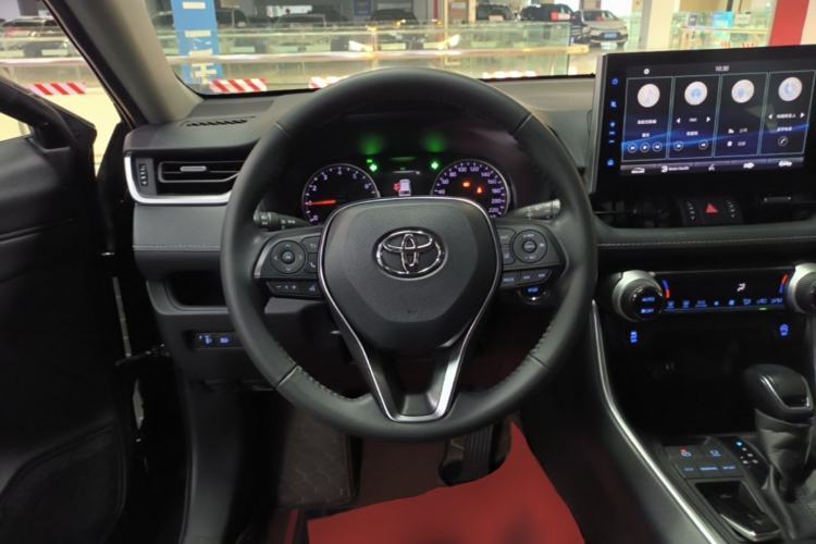 Used Toyota Wildlander 2021 2.0L CVT Two-Wheel Drive Luxury Edition Steering Wheel