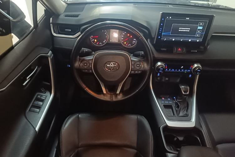 Used Toyota Wildlander 2021 2.0L CVT Two-Wheel Drive Luxury Edition Steering Wheel